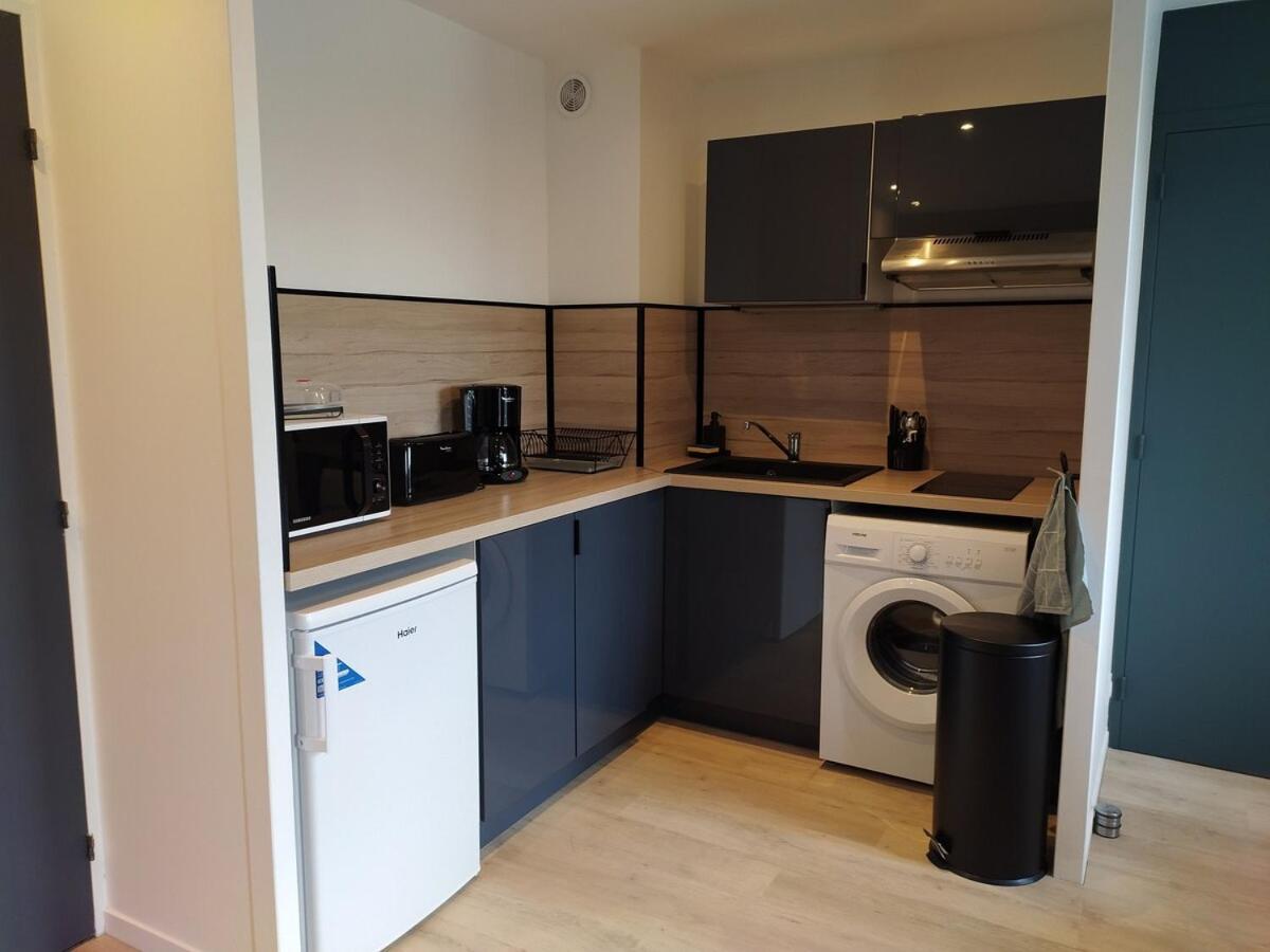 The Industrial ~ Parking ~ Self Check-In Apartment Льо Ман Екстериор снимка